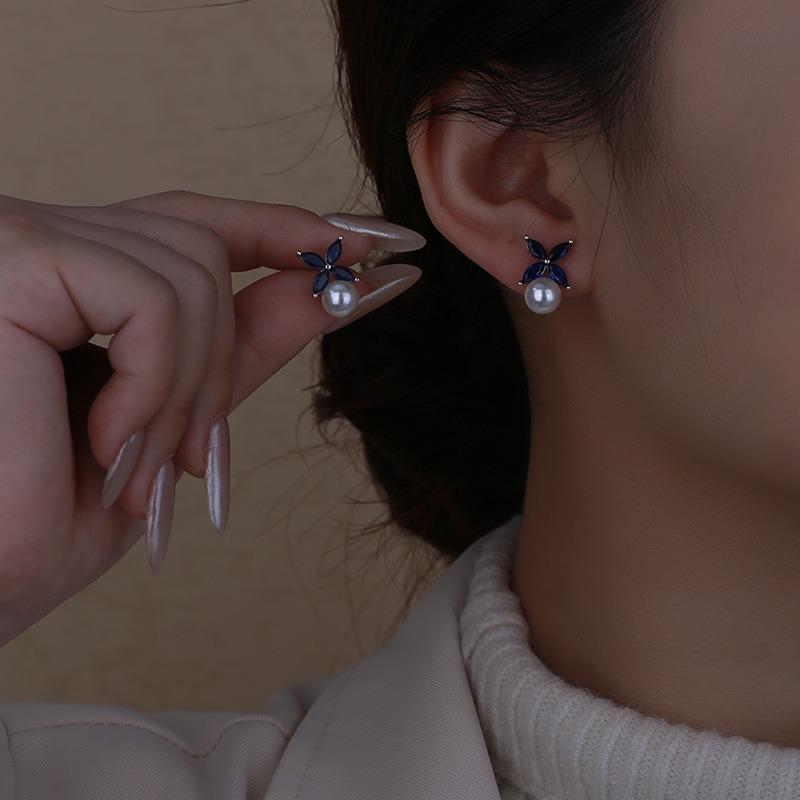 Серьги с жемчугом в виде четырехлистного клевера, нишевый дизайн, элитные легкие роскошные микро-инкрустированные серьги из циркония