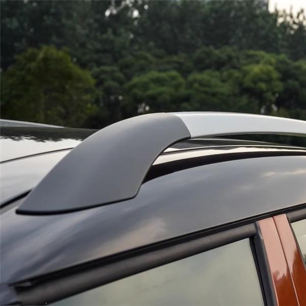 Черная декоративная накладка на багажник на крышу Skoda Yeti