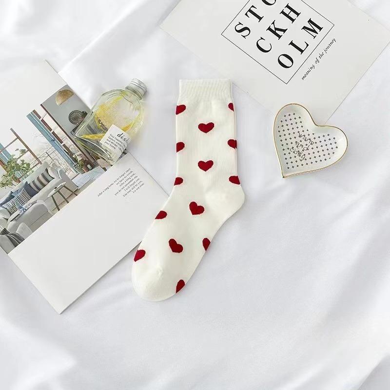 5 пар женских носков с сердечками, длинные хлопковые носки с высокой берцем, милые мягкие короткие носки, дышащие, впитывающие пот повседневные носки