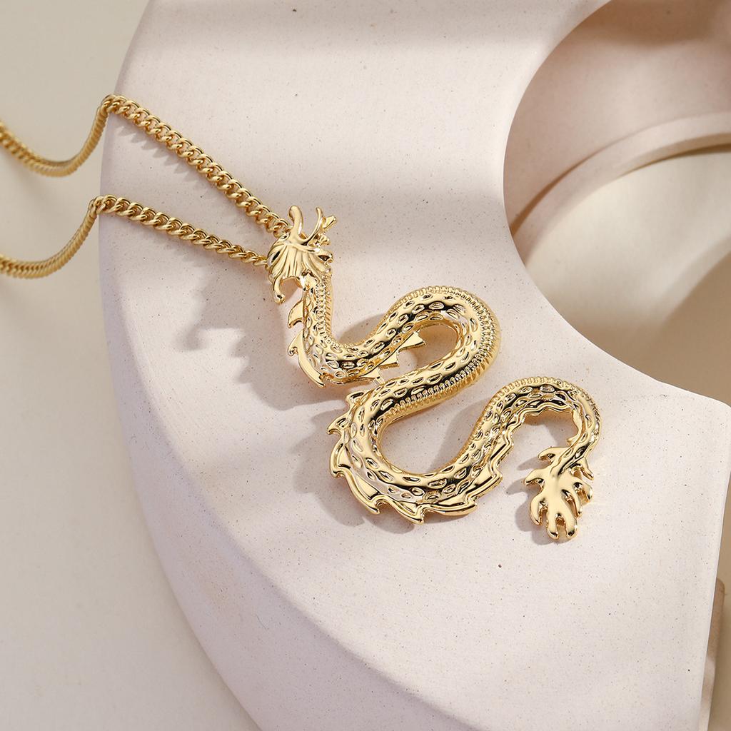 Vintage Dragon Shaped Pendant Necklace for Women Men Gothic Animals Chain Jewelry