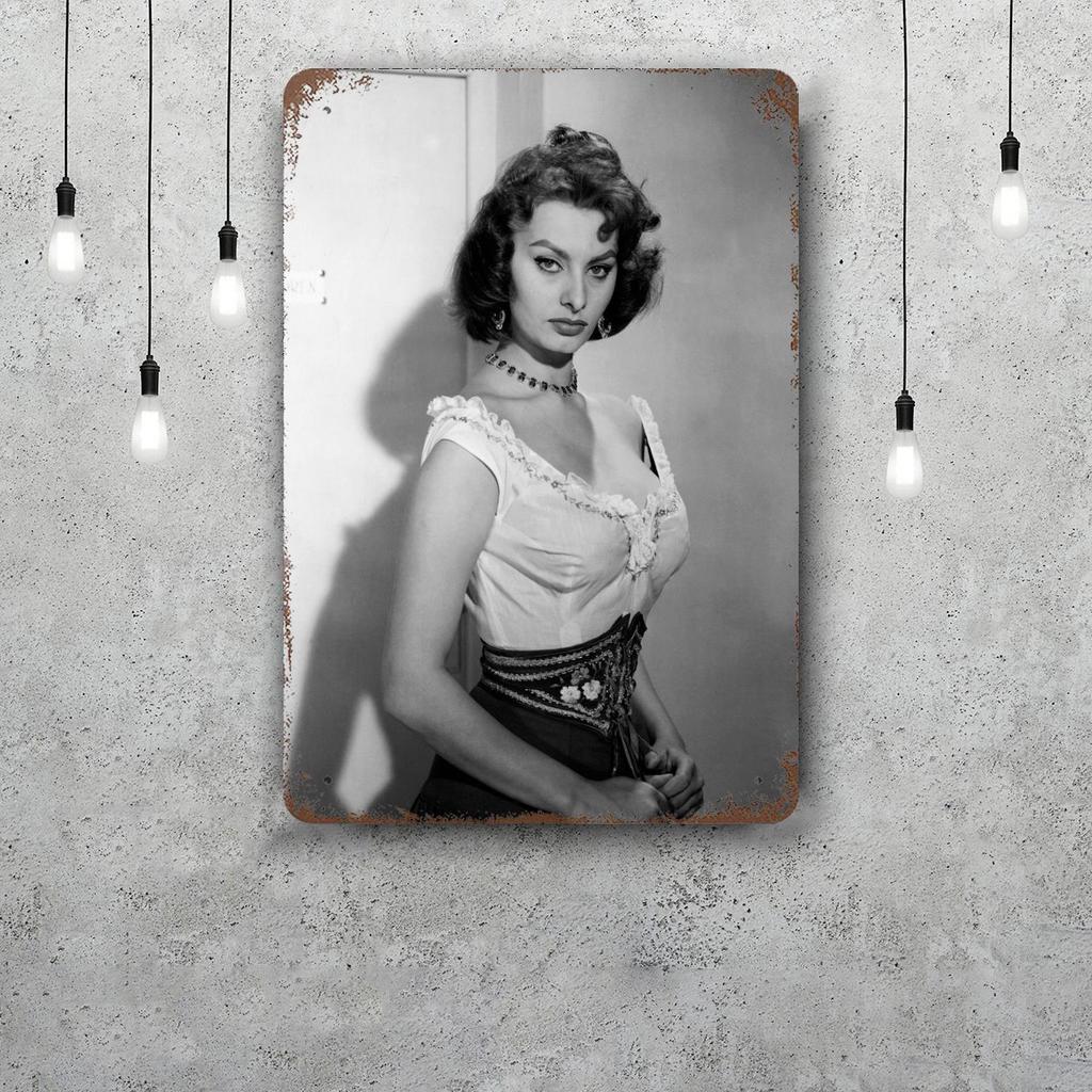 sophia loren Vintage Metal Tin Signs Posters Decor Retro Metal Plaque Wall Art Decor for Garage Bar