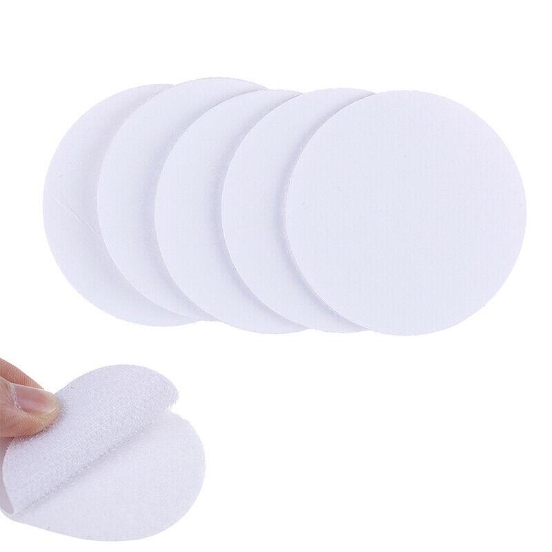 5Pcs Black White Round Non-Slip Rug Grippers Anti-Skid Stickers for Rug Mat Pad Carpet Fixing