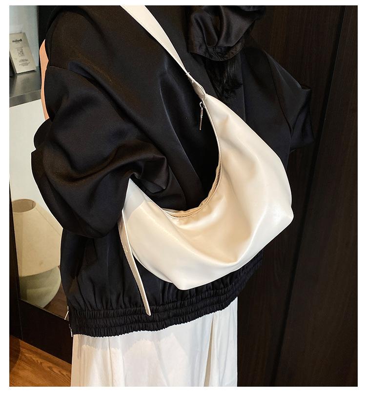 В этом году популярная супер-популярная нишевая дизайнерская сумка 2025 новая женская сумка весна и лето зарубежный стиль универсальная сумка-мессенджер сумка-пельмень