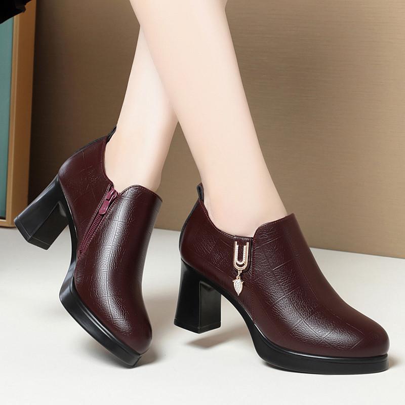 Модные черные туфли-лодочки на высоком каблуке с мехом 2024 женские осенне-зимние туфли на толстой платформе для офиса, для модели, для мамы