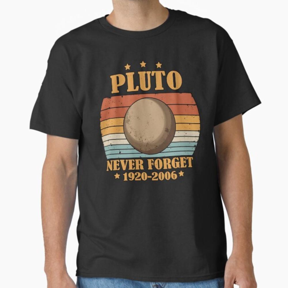 Vintage Never Forget Pluto Funny Retro Astronomy Space T-Shirt Unisex T-Shirt