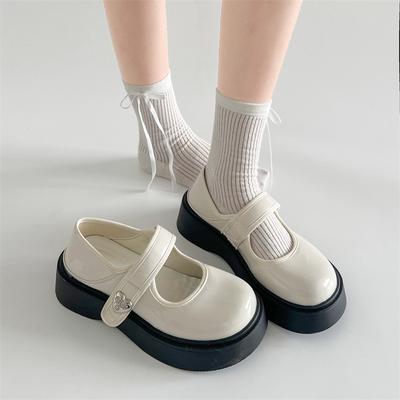 Модная универсальная ретро черная обувь на толстой подошве, неглубокие одинарные туфли женские лето 2025 с юбкой, увеличивающие рост, маленькие кожаные туфли, туфли Мэри Джейн