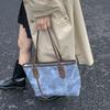 Вместительная сумка-багет контрастного цвета женская 2025 новая модная и универсальная сумка через плечо повседневная сумка-тоут для поездок на работу