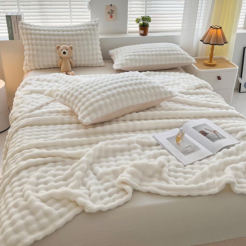 White Luxury Imitation Fur Plush Blanket Warm Super Soft Blankets Bed Sofa Cover Fluffy Throw Blanket for Bedroom Couch Travel