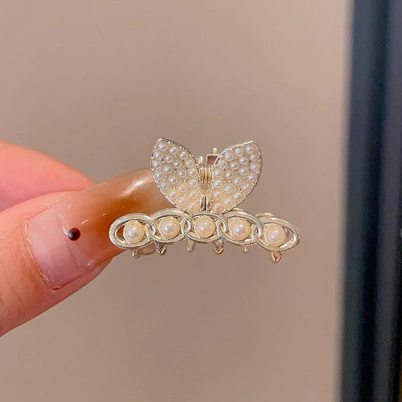 2025 Жемчужная заколка-краб для волос для женщин - Элегантный осенне-зимний аксессуар для волос для челки и боковых укладок