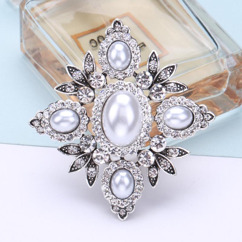 Vintage Baroque Pearl Brooch Exaggerated Cross Brooch Brooch Fashion Multifunctional Clothing Accessories