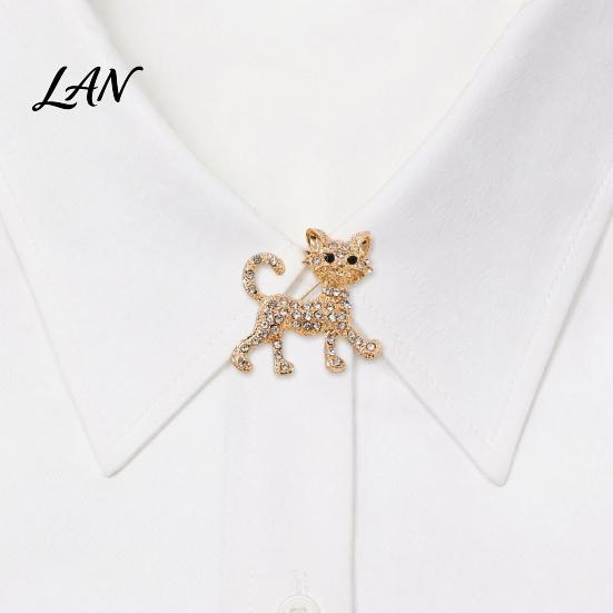 Cat Jewelry Rhinestone Shape Brooch Pin, Kitten Lapel Pin Clip for Electroplated Women Girls, Sweater Cardigan Coat Suit Decoration Accessories Animal