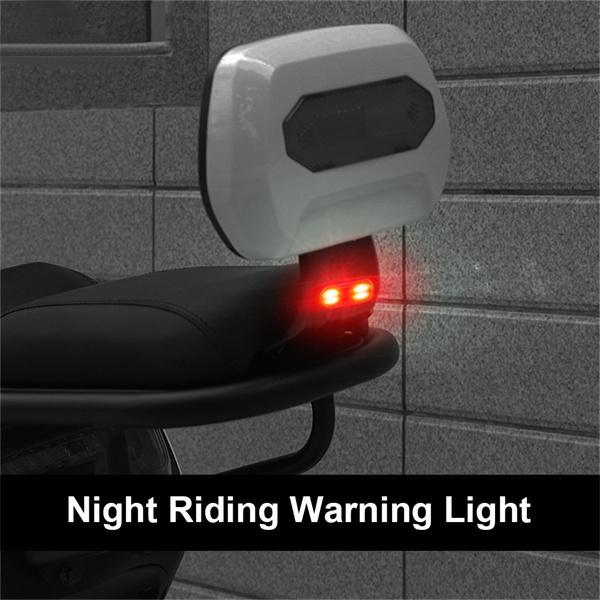 Мотоциклетный шлем Предупреждающий сигнальный светильник Ночная езда Задний фонарь Шлем Smart Light