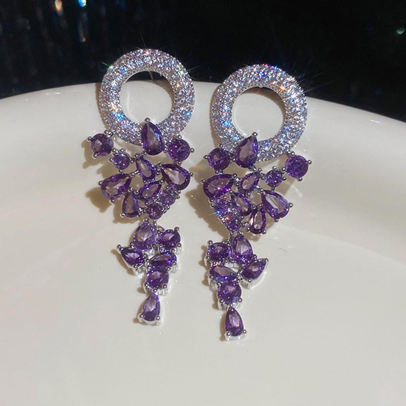 Французский придворный стиль Серьги-пусеты с прямоугольным цирконом на серебряных иглах Изысканные легкие роскошные высококлассные серьги Преувеличенные серьги Женщины