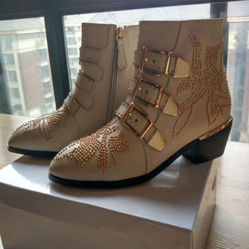 Модный бренд Подиум Заклепки Коровья кожа Короткие ботинки Осень Зима Ретро Большой размер35-45 Ботильоны 4 см Толстый каблук Рок Ночной клуб Женская обувь