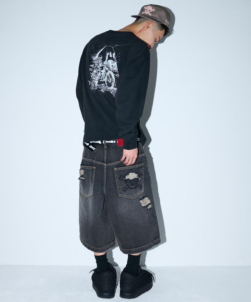 WKNDRS [Koin Seoul] Damaged Skull Denim Shorts (Black)