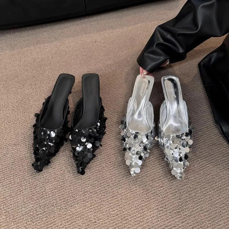 2024 Тонкий каблук Bling сексуальные женские тапочки мюли туфли платье вечерние сандалии летние шлепанцы повседневные дизайнерские роскошные серебристо-черные