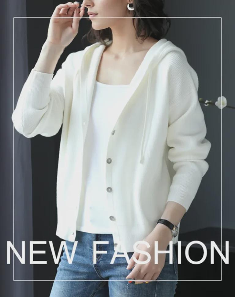 Женский вязаный кардиган с капюшоном — короткий и свободный для ранней весны/осени 2024 г.