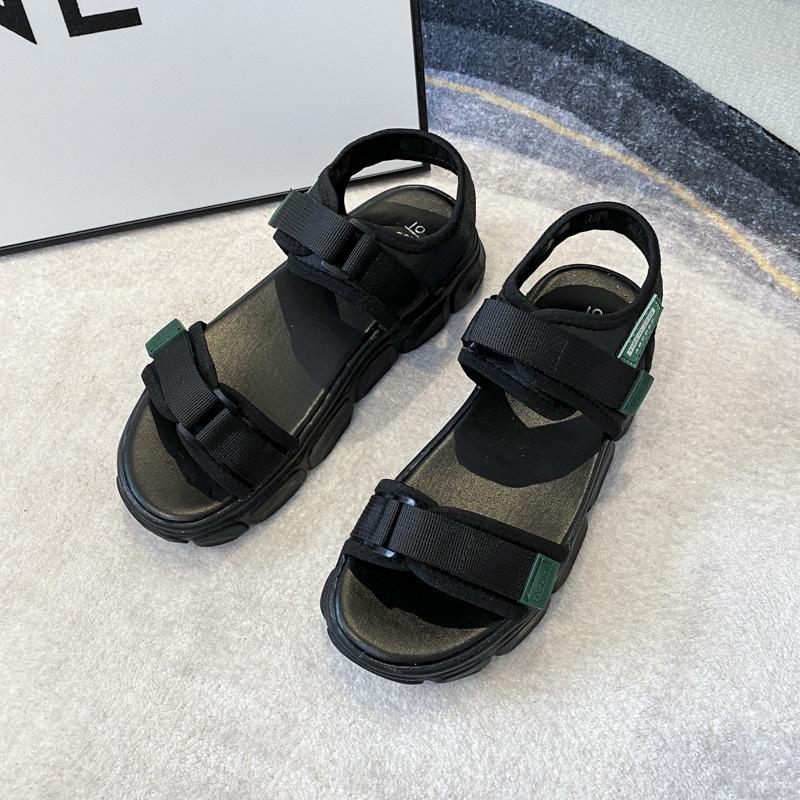 Женские летние сандалии 2025 новые ins корейская версия прилив студент простые маффины толстая подошва модные универсальные папа женские сандалии