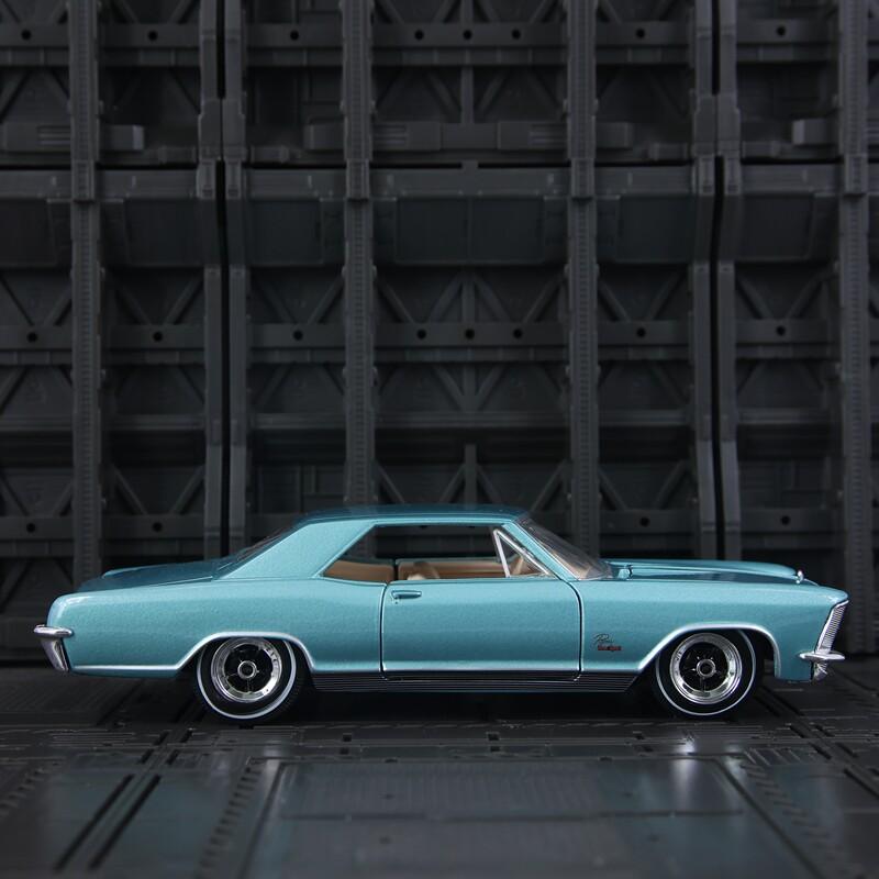 Майсто 1:26 Buick Riviera Gran Sport Тестовая Литая Модель Автомобиля Литьевые Модели и Игрушечные Транспортные Средства Модель Автомобиля Масштабная Модель Автомобиля Для Детей