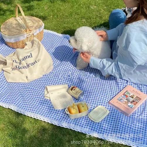 Yellow picnic mat outdoor tablecloth camping floor mat moisture-proof fabric mat anti-thickened picnic floor mat household picnic cloth