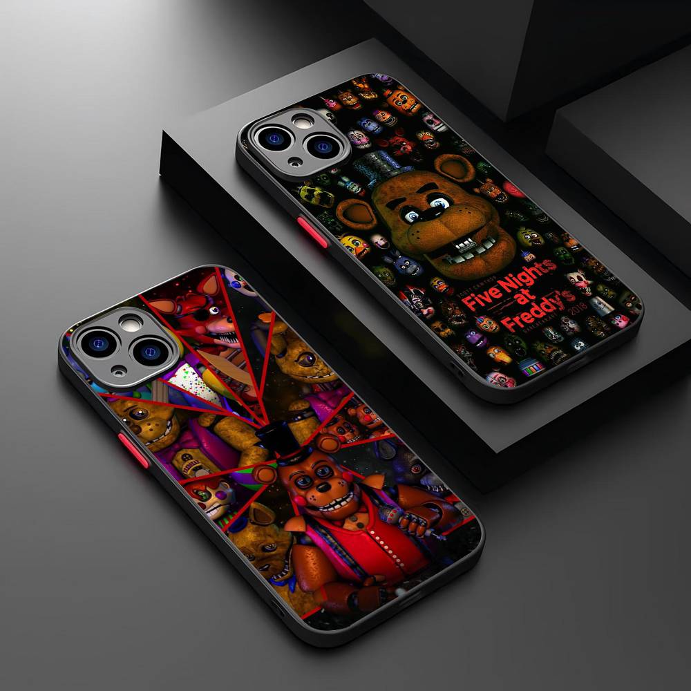 Game Five Nights At Freddys For IPhone 16 15 14 13 12 11 Pro Max X XS MAX Plus Translucent Black Phone Cover