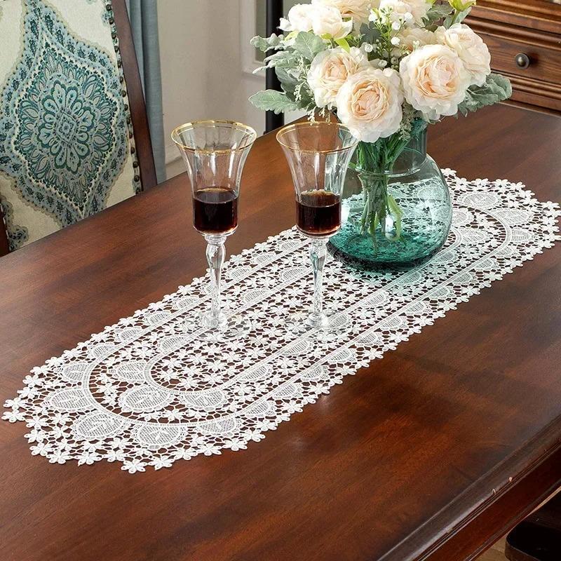 Lace Table Runner Luxury White Wedding Place Tables Runner Home Table Embroidery Hollow Romance TableCover Table Mat Decoration