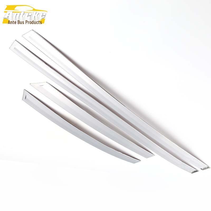 XRV Отделка дверей и кузова: Защитная накладка на кромку от царапин и яркая бамперная полоса