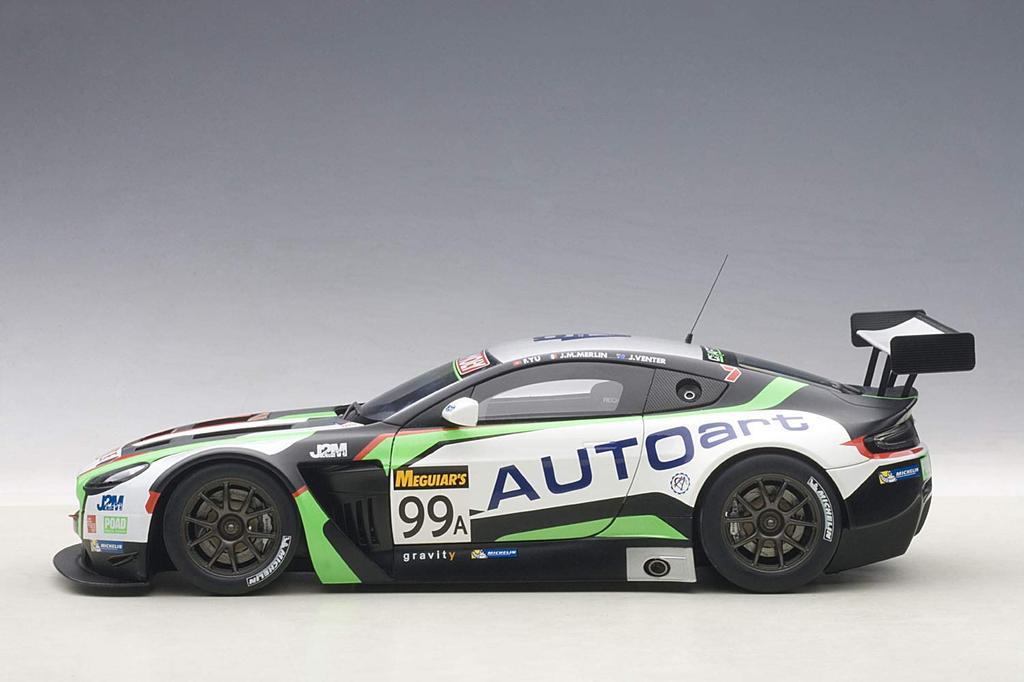 AUTOart Aston Martin V12 Vantage 2015 12 Hour 1/18 #99 (Bathurst Race)