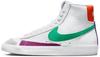 Кроссовки Blazer Mid '77 Women белый/пикантно-красный/фуксия сон/стадионный зеленый