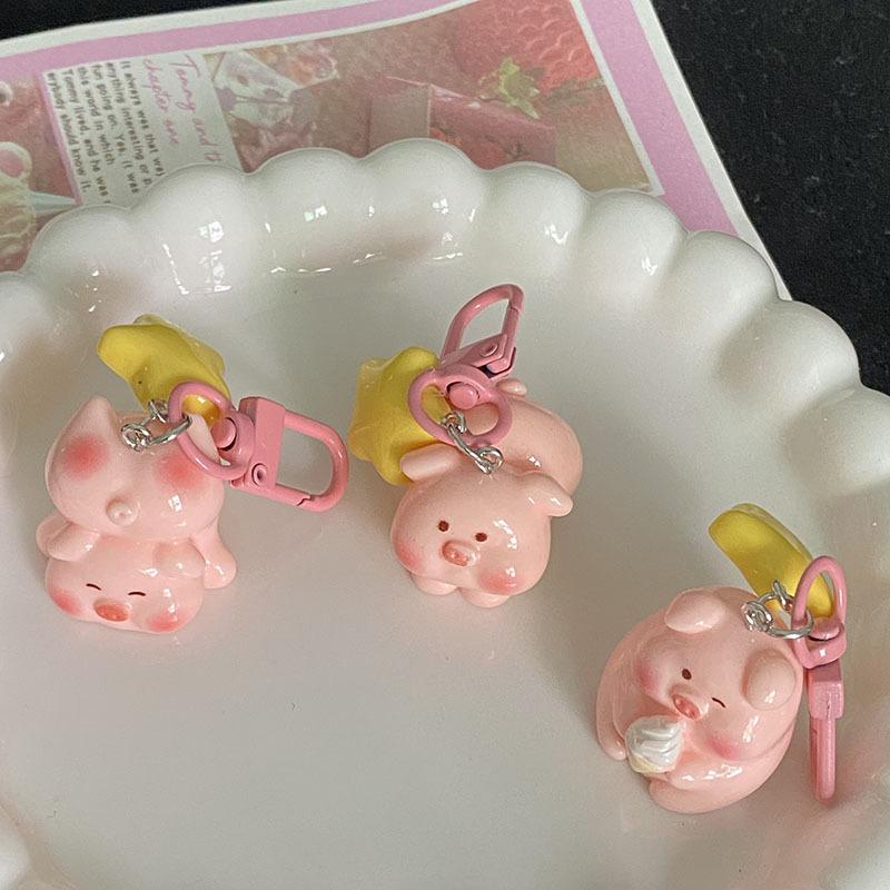 3D Pig Keychain Pendant Cute Cartoon Resin Charm Keyrings Personalized Hangings Keychain For Girls And Students