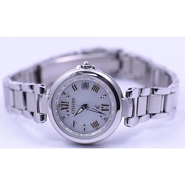 Citizen EC1030-50A ( Часы xC HAPPY FLIGHT Series Eco-Drive с радиоуправлением, многодиапазонный аналоговый дисплей, женские)