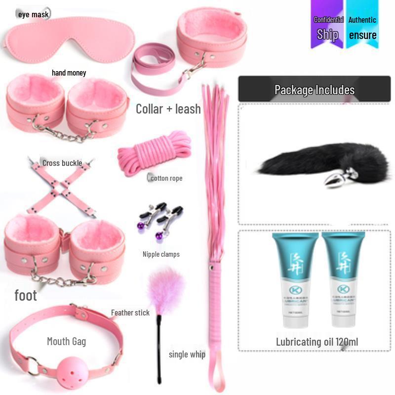 Кокетливый бондажный набор: Кожаные наручники, кнут, ошейник и зажимы для сосков