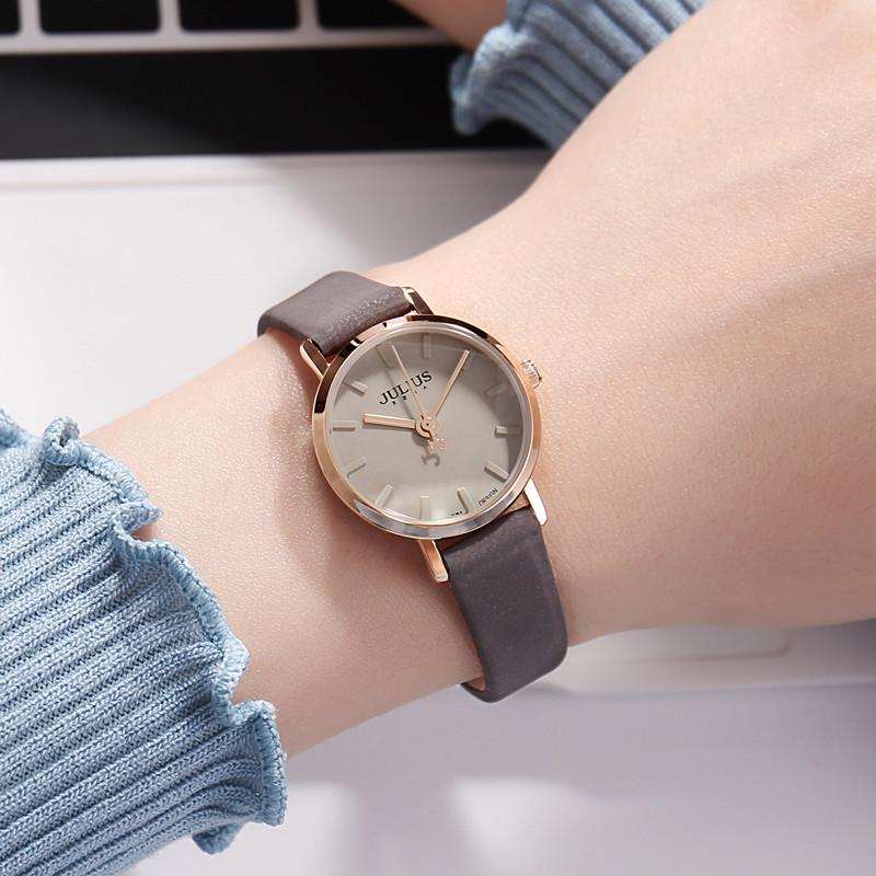 New Women'S Wristwatch, Trendy And Fashionable Student Wristwatch, Retro Leather Strap, Petite Women'S Wristwatch, Quartz Watch.