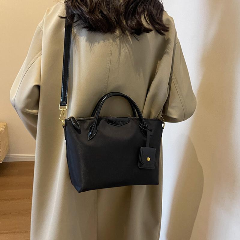 Oxford Big Totes Women Handbag Light Practical Dumpling Bag Girls Casual Shoulder Messenger Bag Business Commute Top-handle Bag KTY