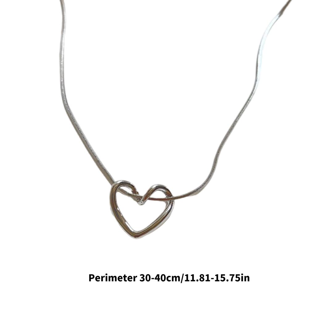 Modern Heart Pendant Necklace Stylish Chain Necklace Hollow Heart Neck Jewelry Suitable for Fashion Enthusiasts Present