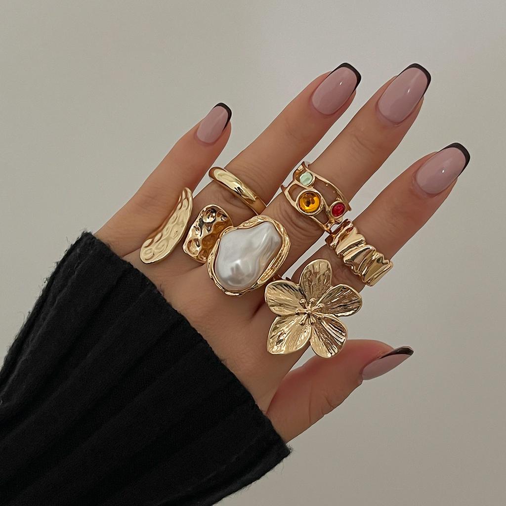 2025 Vintage Metal Sea Star Shell Rings Set Petal Flower Water Drop Open Rings for Women Goth Geometric Ring Daily Zircon Gifts