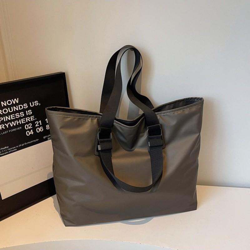 Large Capacity Tote Bag Women Shoulder Handbag Travel Gym Lightweight Waterproof Urban Minimalist Style
