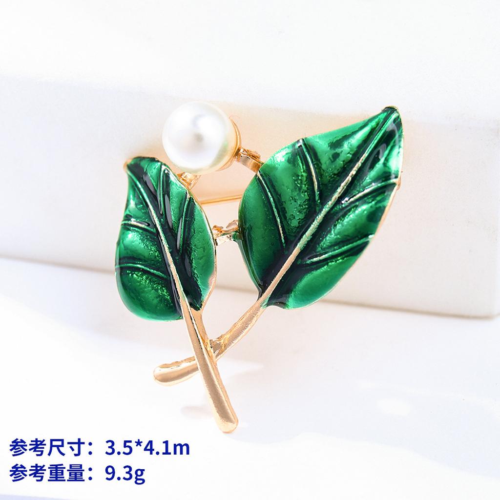 Винтажная модная брошь Niche High-End Sense Rhinestone Персонализированная сплавная корона Корсаж Бант Булавка Аксессуары