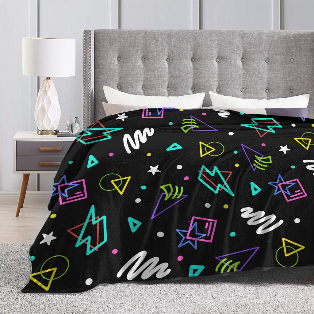 FNAFS At Freddy's Horror Blanket Camping Flannel Throw Blanket For Outdoor Soft Design Quality Bedspread Birthday Gift
