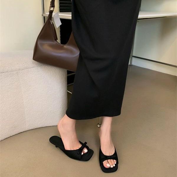 High-heeled Cool Slippers Women's Stiletto Open-toed Women's Sandals Size Women's Ankle Strap New Square Head Black Satin Bow