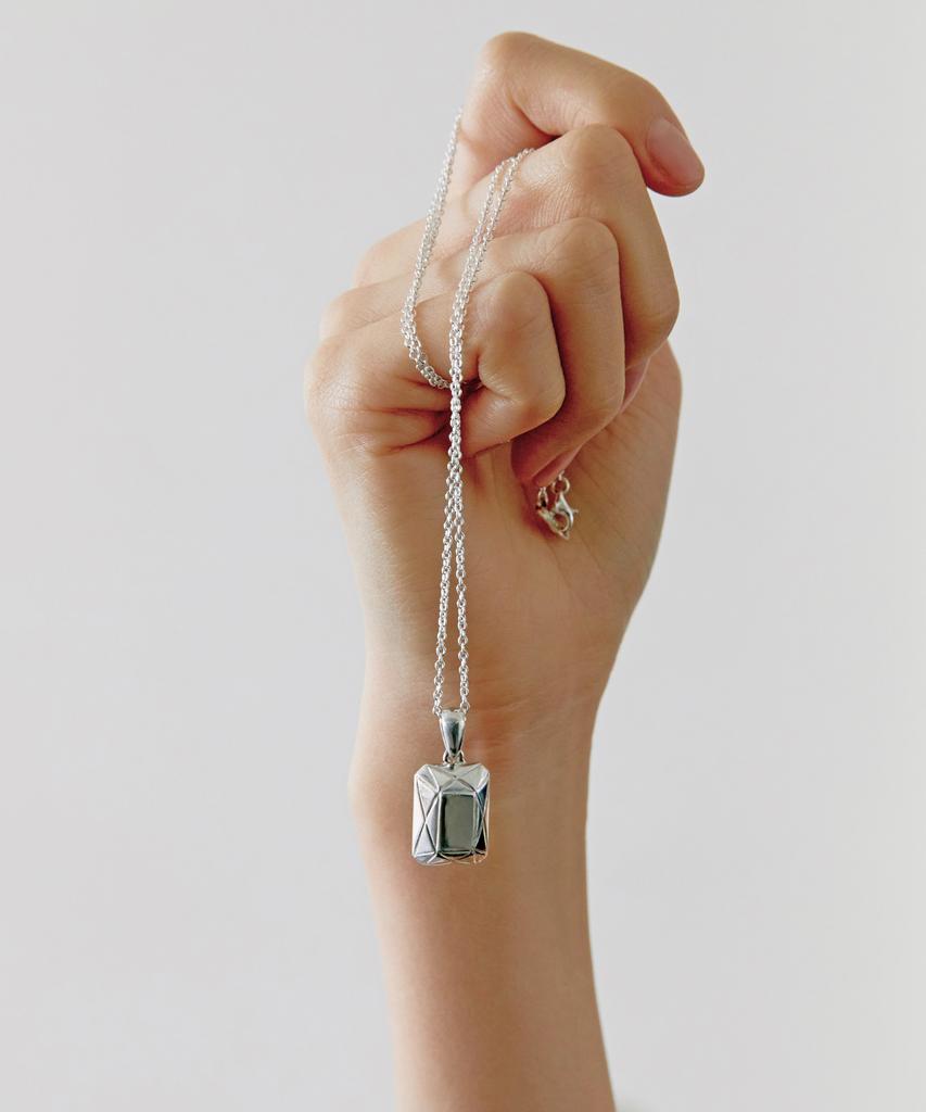 Ленивый и Безумный [Серебро 925 пробы] Ожерелье с изумрудной огранкой