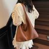 Retro Large-capacity Bag Women's New Casual Commuter Underarm Shoulder Bag Fashionable Versatile Tote Bag