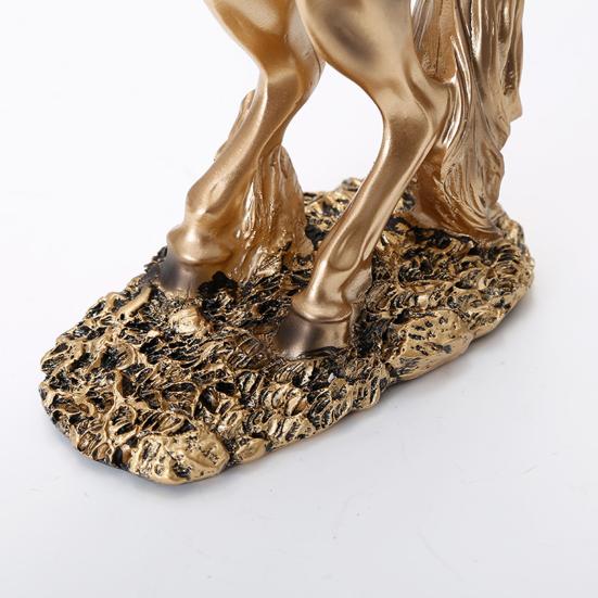 Имитация фигурки лошади Приносит удачу Богатство Лошадь Полимерная статуэтка Фэншуй украшение Домашний офис Настольный орнамент Год Лошади Подарок