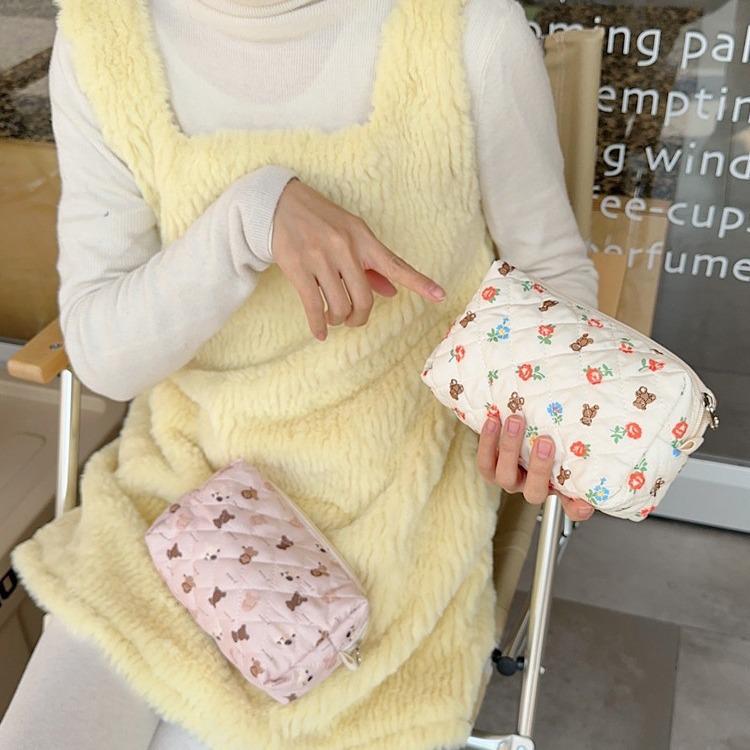 Свежая стеганая косметичка большой емкости для девочек - милый студенческий пенал на молнии для канцелярских принадлежностей