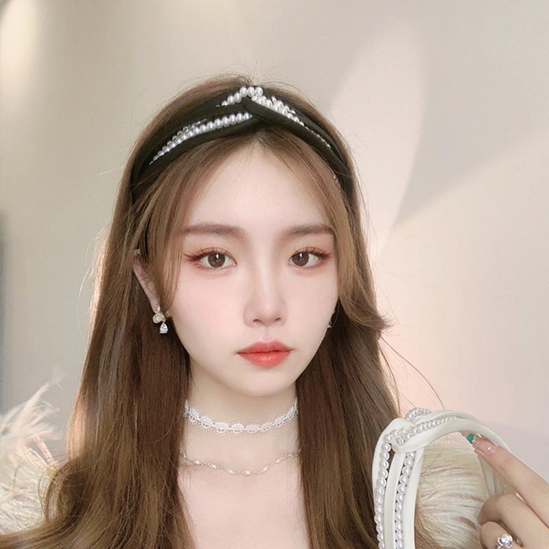 Корейская повязка на голову с широкими краями и плиссировкой из жемчуга — шикарный и уникальный стиль для женщин