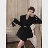 Весна 2024 Женский ретро-черный пиджак с нестандартной талией в стиле Хепберн
