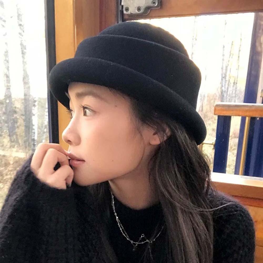 Vintage Looking Woolen Rolled Edge Cap Beret Woolen Formal Hat British Top Hat  Fashion Show