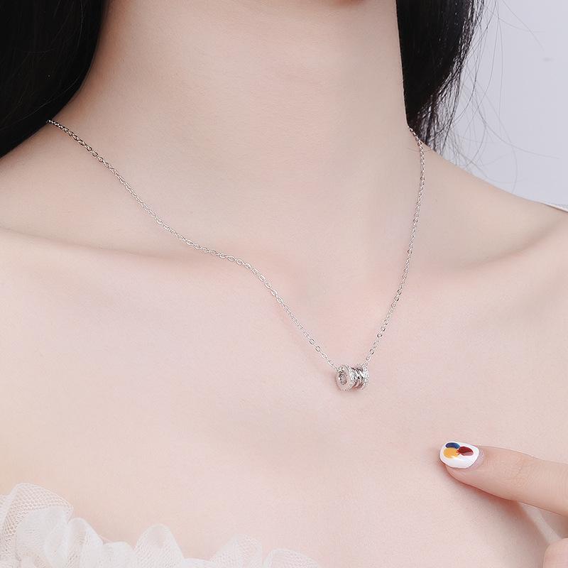 Инкрустированное ожерелье на тонкой цепочке, женское, дизайн в нишевом стиле, легкая роскошь, кулон, трендовое украшение