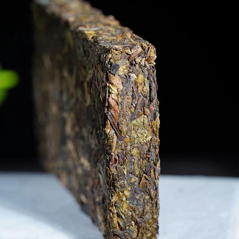250g Yunnan Puerh Raw Tea Mengku Golden Leaf Pu'er Brick Tea Spring Pu-erh Tea
