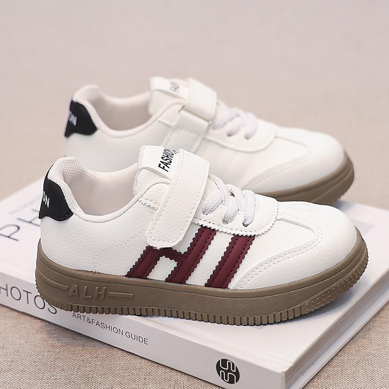 2024 новая мальчиковая обувь для доски детская обувь для нравственного воспитания обувь на мягкой подошве повседневная обувь легкая модная белая обувь для девочек спортивная обувь